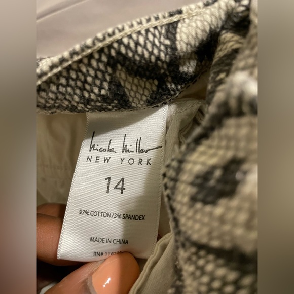 Nicole Miller New York Corduroy Textured Python Print Pants sz 14 - Picture 5 of 16